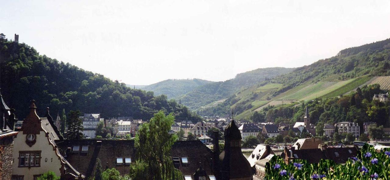 Ferienwohnung Burgblick ทราเบิน-ทราร์บาค ภายนอก รูปภาพ