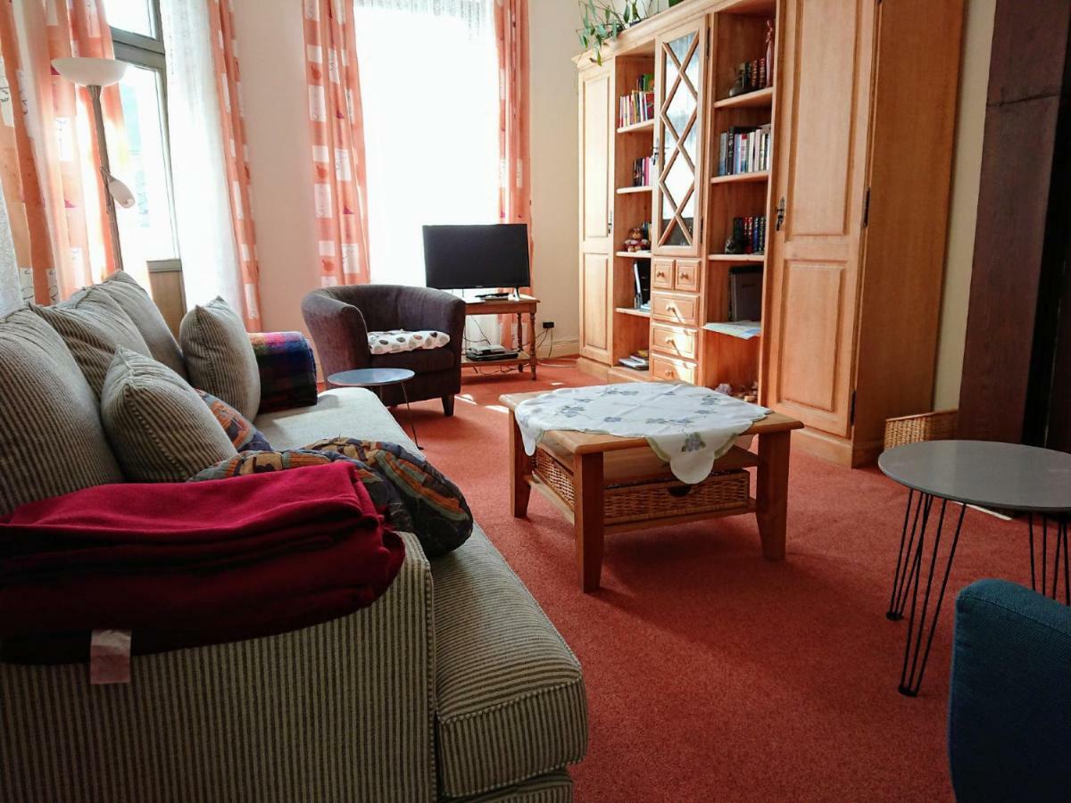 Ferienwohnung Burgblick ทราเบิน-ทราร์บาค ภายนอก รูปภาพ